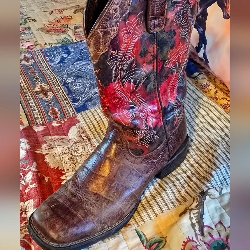 Durango Women's Western Boots with Red Floral Design